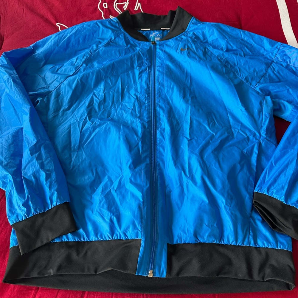 Nike Men's Vibrant Blue Windbreaker Jacket with matching Dri-fit hat